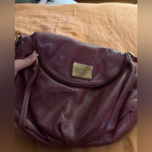 Marc by Marc Jacobs Burgundy Pebbled Leather Shoulder Bag with Gold Plaque